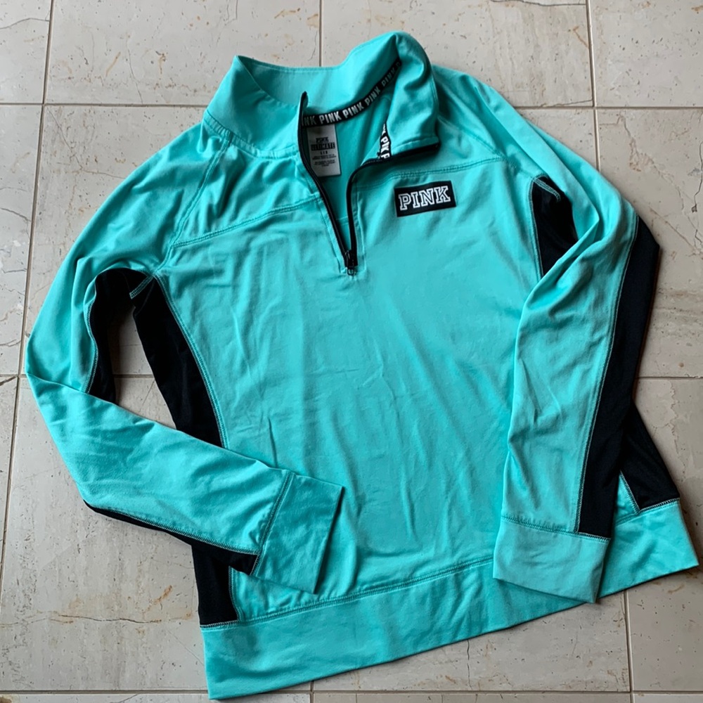 PINK Victoria’s Secret 🤫 track jacket